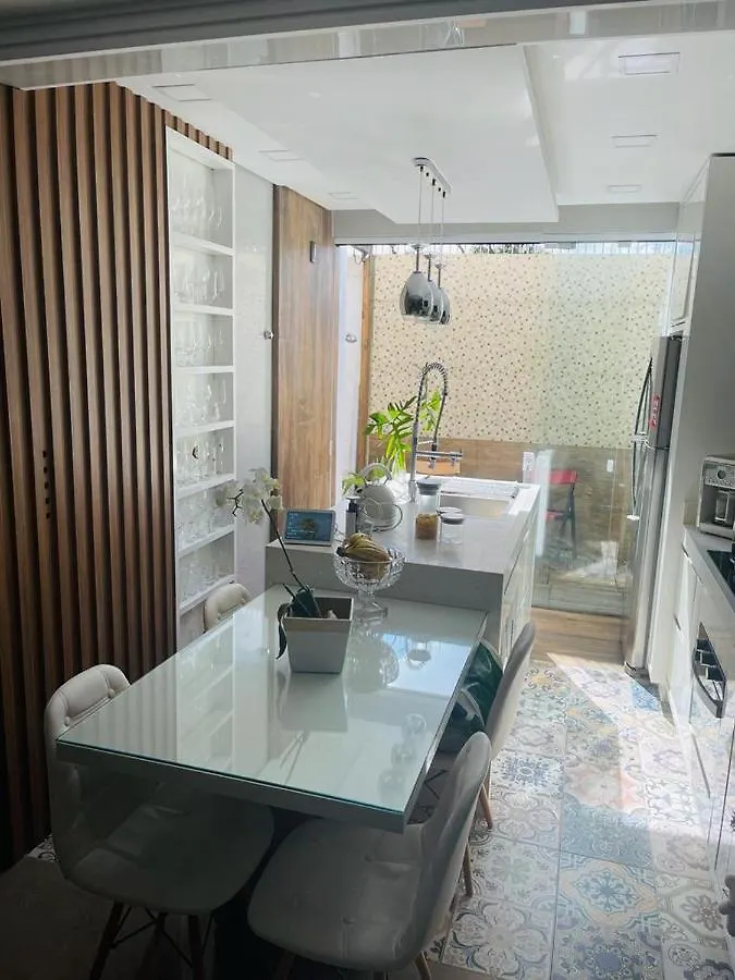 Holiday home Canasvieiras - Pe Na Areia - Condominio Fechado Governador Celso Ramos