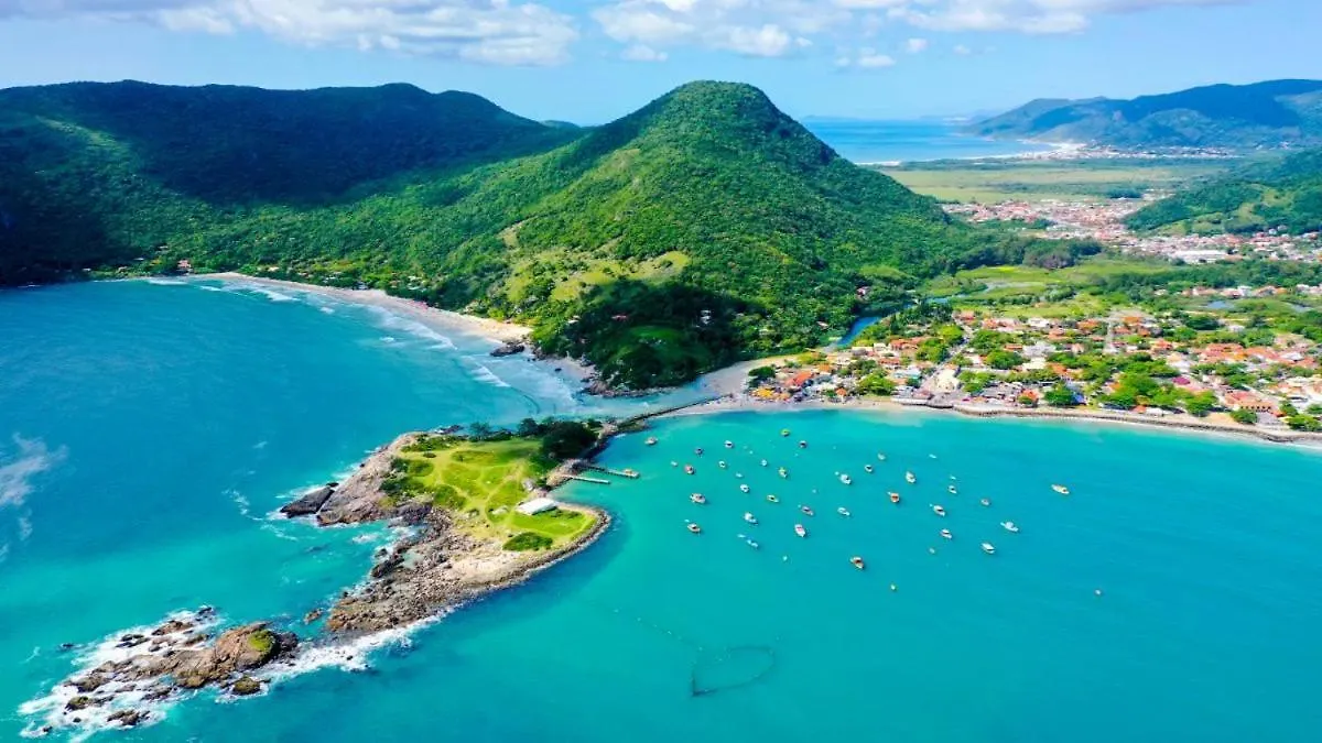Canasvieiras - Pe Na Areia - Condominio Fechado Governador Celso Ramos Brazil